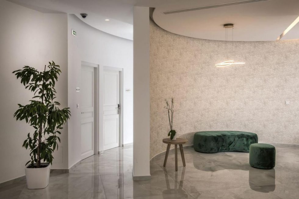 Ταπετσαρία από Theodora boutique hotel